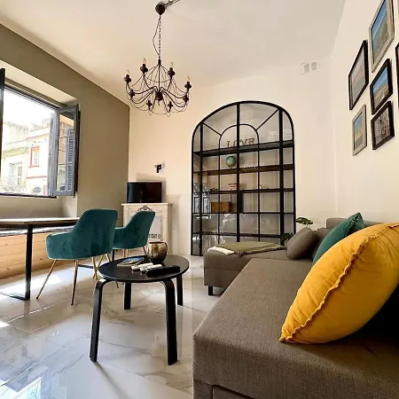 Melik Cozy Modern Maltese Near The Seafront Gzira