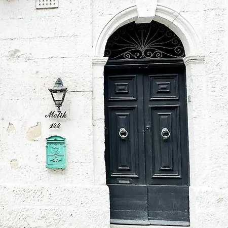 Melik Cozy Modern Maltese Near The Seafront Apartment