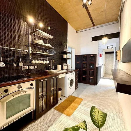 Melik Cozy Modern Maltese Near The Seafront *